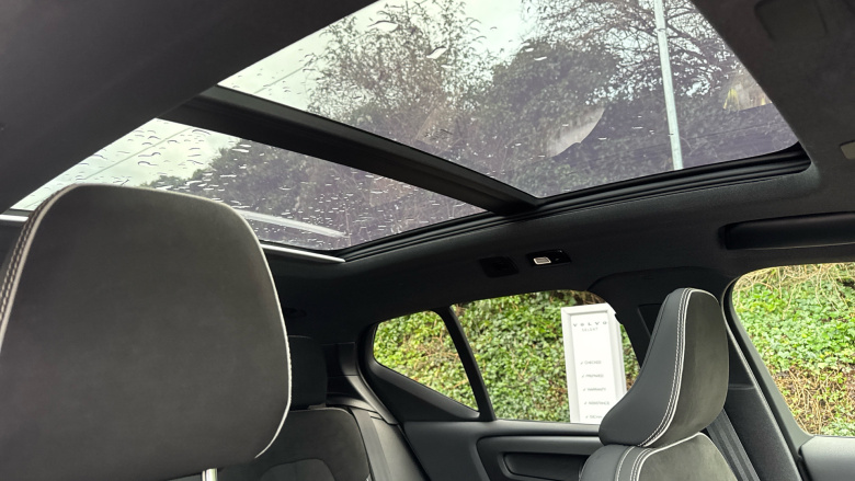 Volvo Xc40 170kW Recharge Ultimate 69kWh 5dr Auto Electric Estate